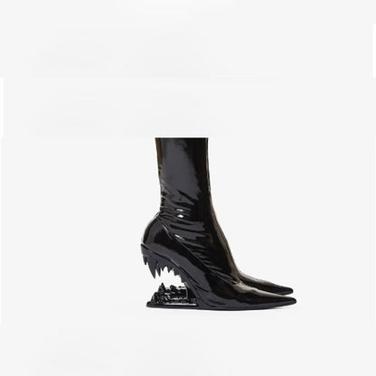 ROXY FANG TOOTH ANKLE BOOTS