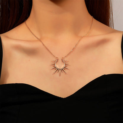 RETRO SUN NECKLACE