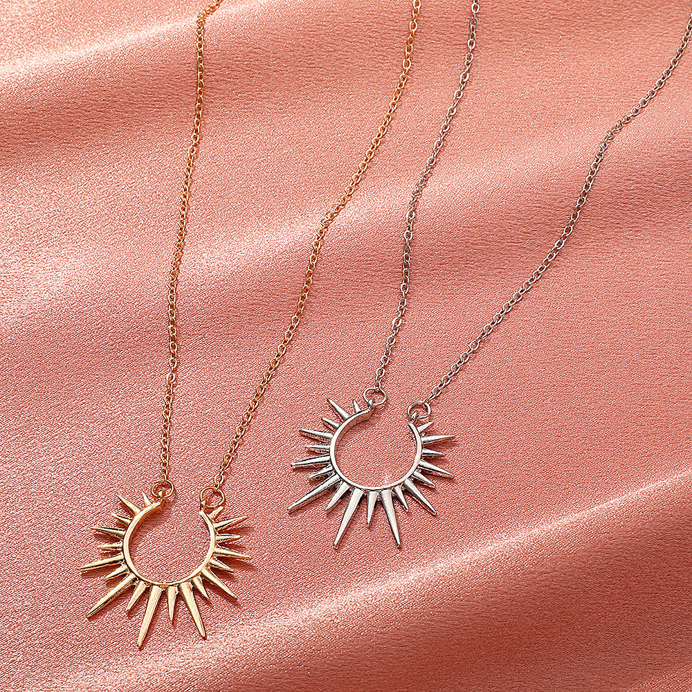 RETRO SUN NECKLACE