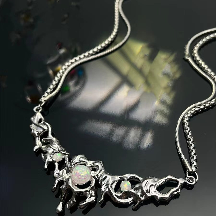 DAWN NECKLACE