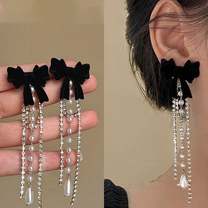 ANGEL BOW EARRINGS